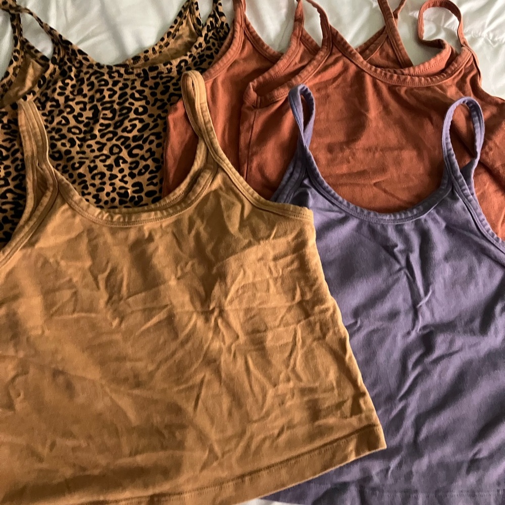 ARQ Crop Tank